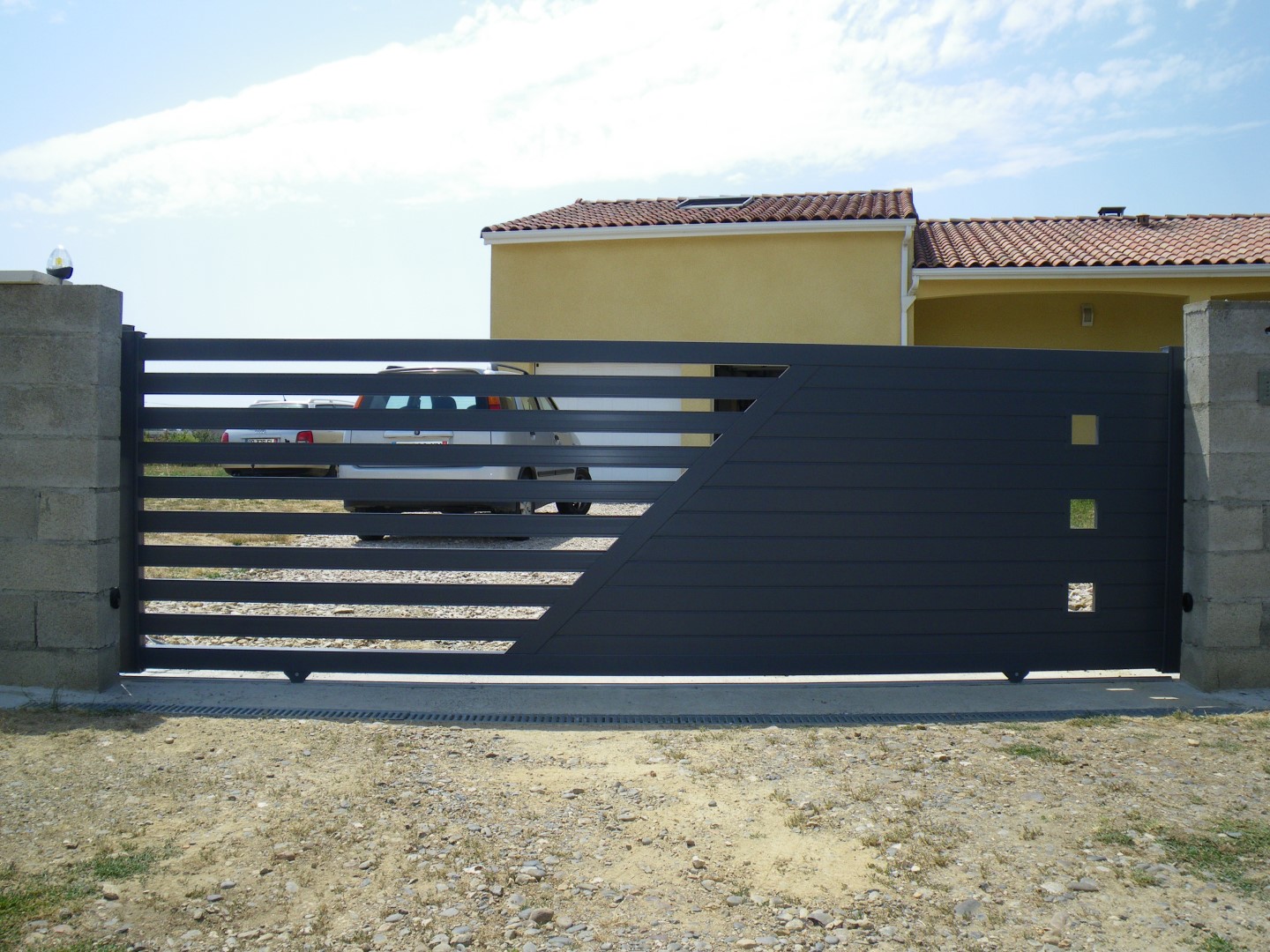 Pose de portail à Seysses en Haute-Garonne